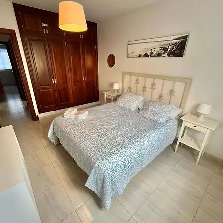 Apartamento A Pie De Playa Con Una Amplia Terraza El Puertito Exterior photo